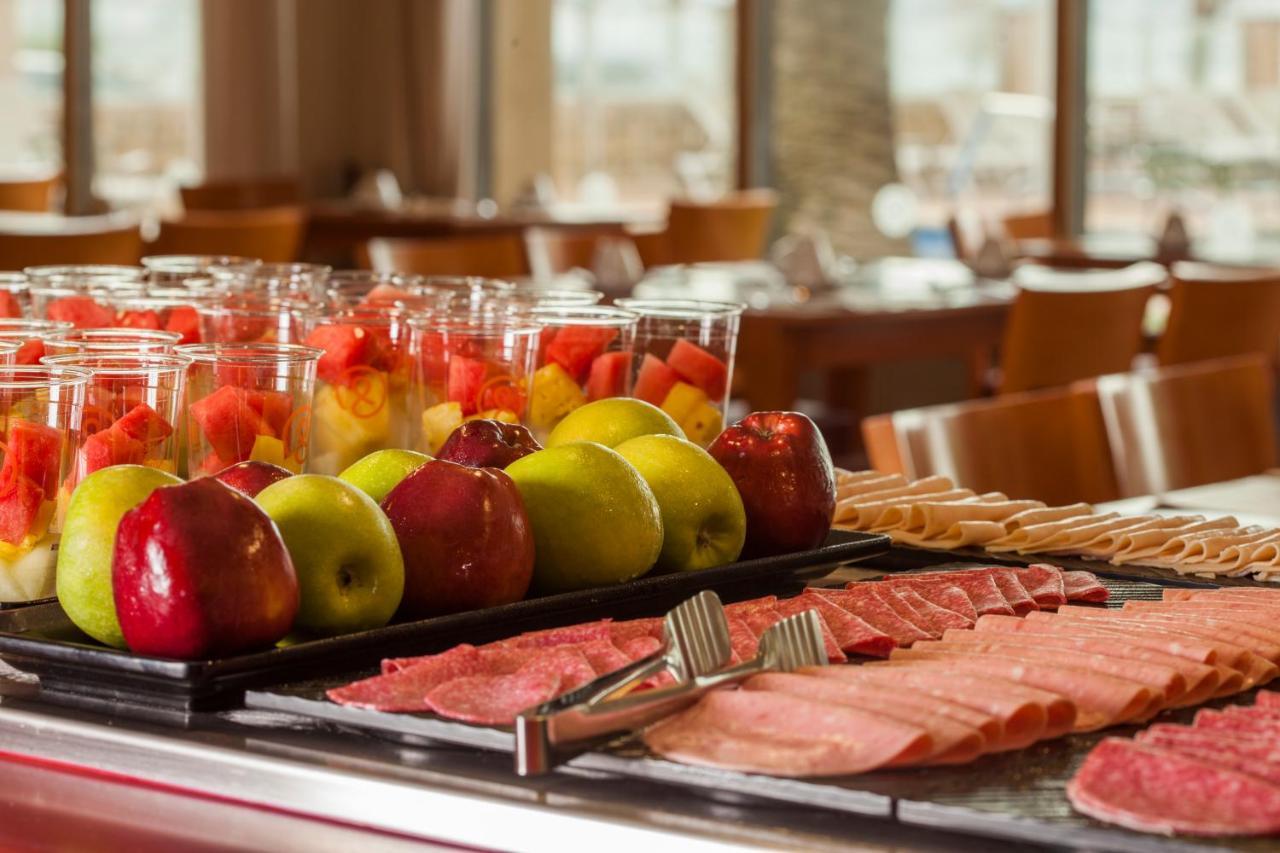 Hotel Monterrey Roses By Pierre & Vacances מראה חיצוני תמונה